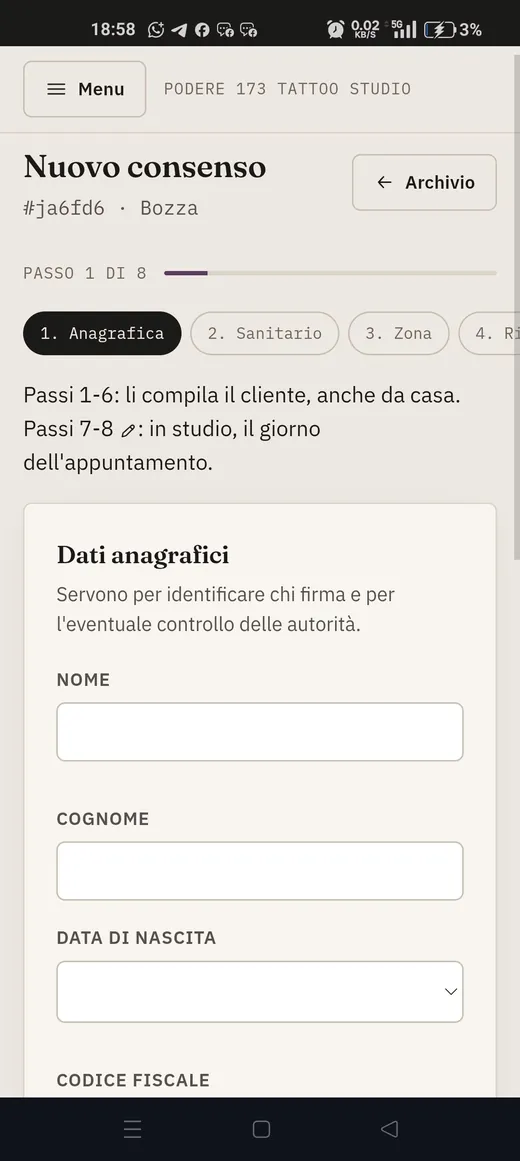 Modulo di consenso informato InkConsent su smartphone